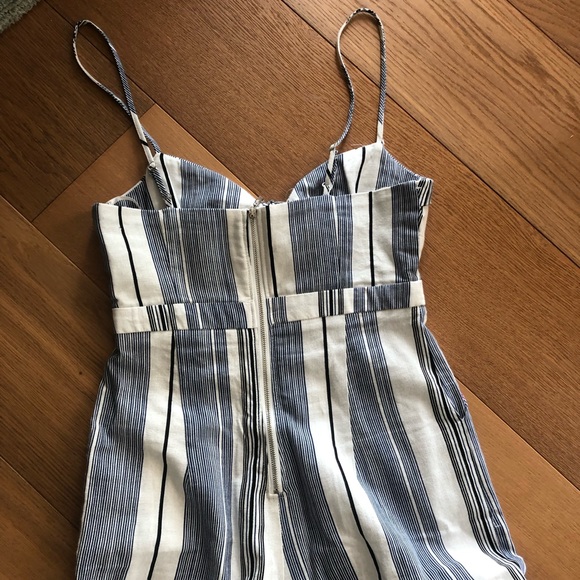 Forever 21 Jumpsuit - Picture 5 of 7